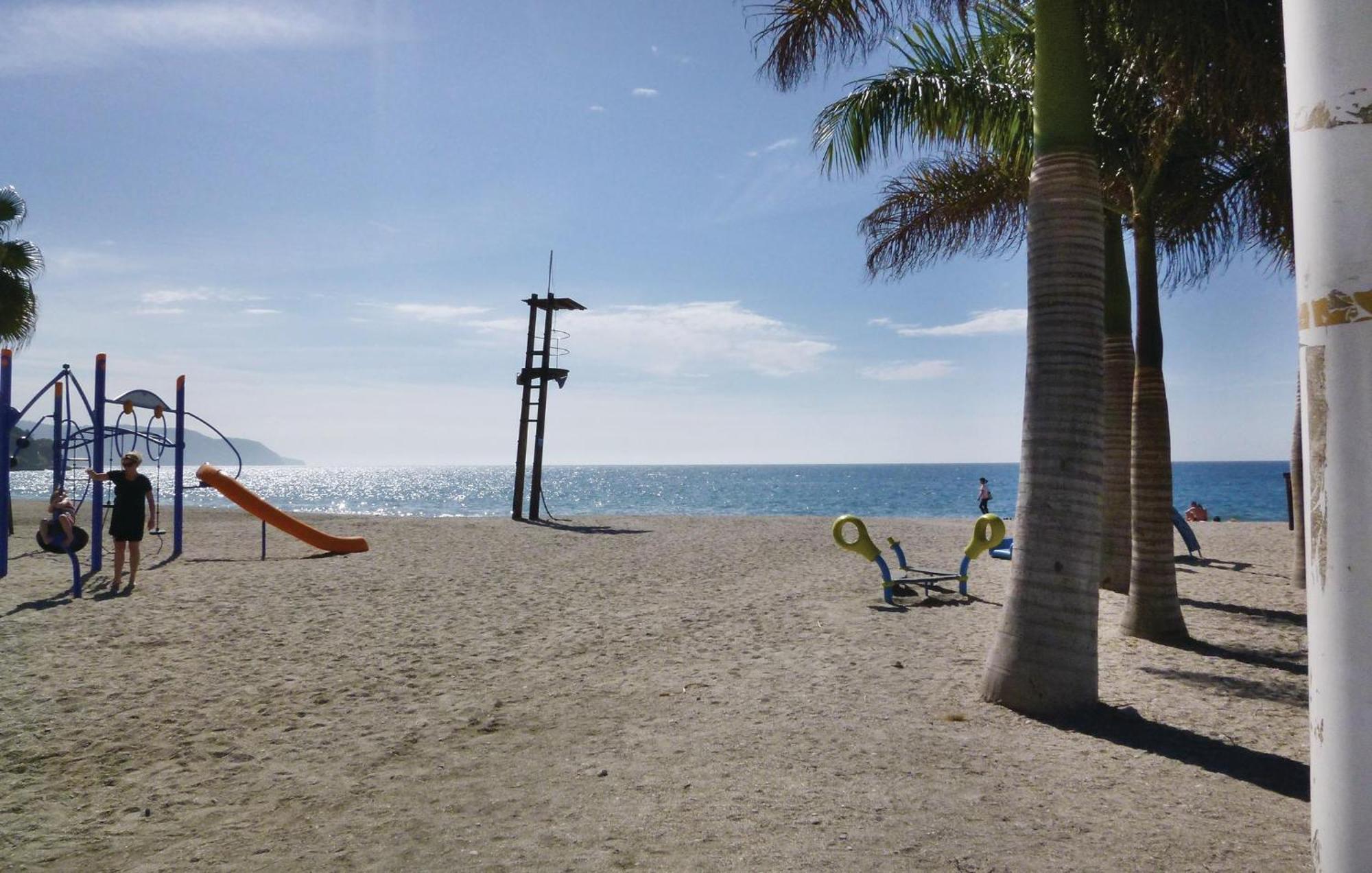 Cozy Home In Nerja With Wifi Esterno foto