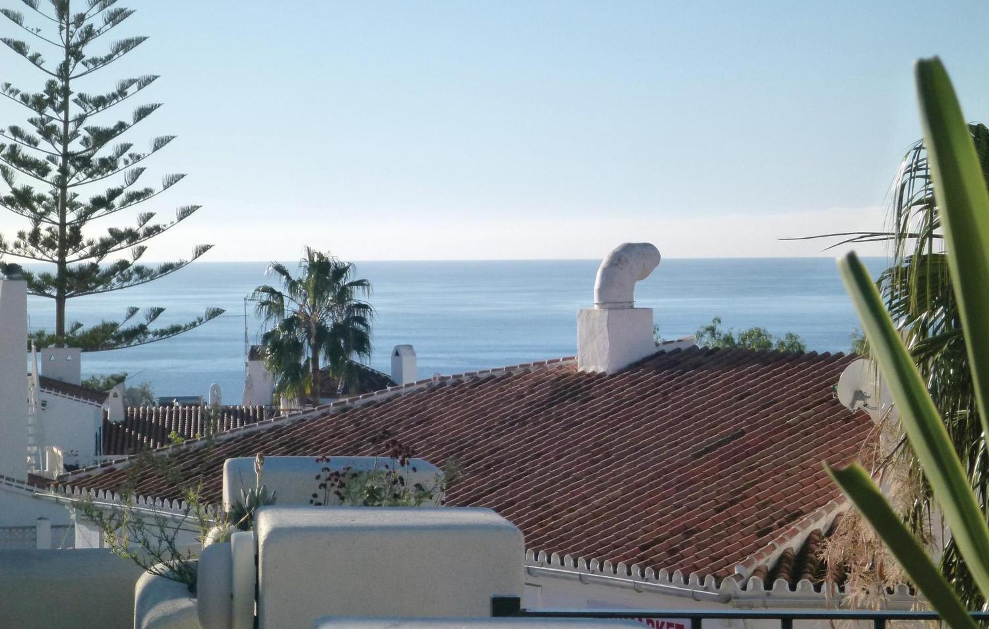 Cozy Home In Nerja With Wifi Esterno foto