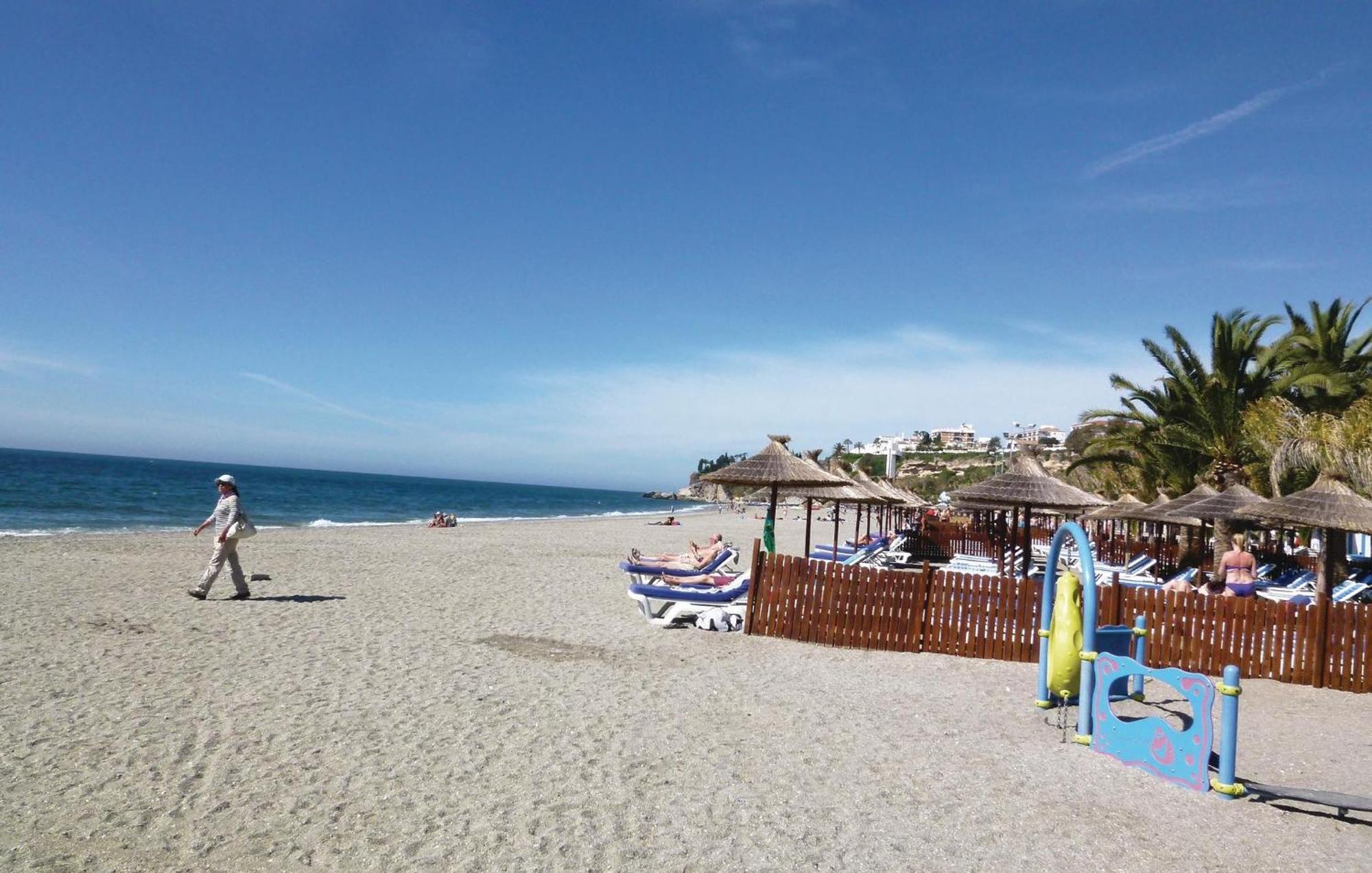 Cozy Home In Nerja With Wifi Esterno foto
